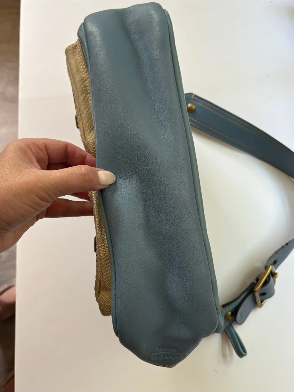 Rare Vintage Legacy Coach Turnlock shoulder bag